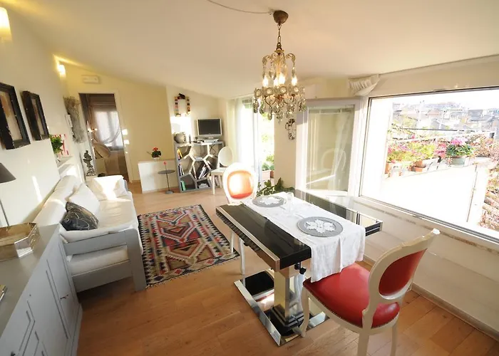 Mini Fontana MaggioreAlbergo